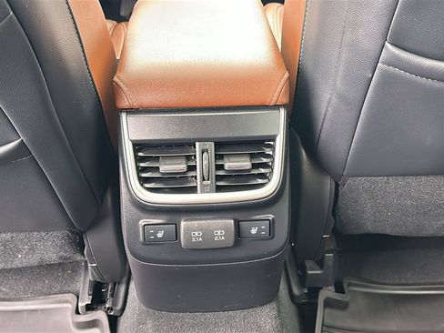 Used 2021 Subaru Outback Touring XT AWD/4WD image 30