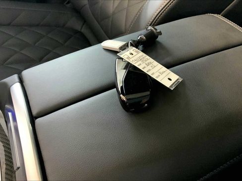 Used 2026 BMW X5 M60i image 14