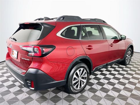 Used 2021 Subaru Outback Premium AWD/4WD image 9