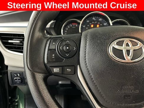 Used 2015 Toyota Corolla LE FWD image 22