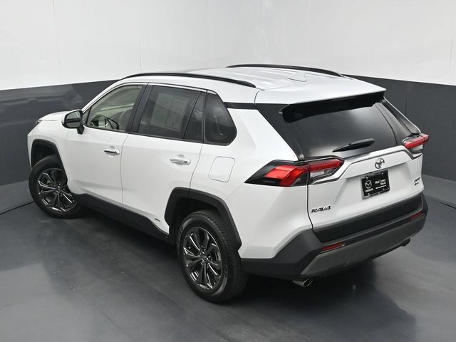 Used 2025 Toyota RAV4 Limited AWD/4WD image 36