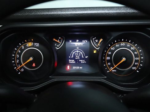 Used 2024 Jeep Wrangler Unlimited Sport AWD/4WD image 24