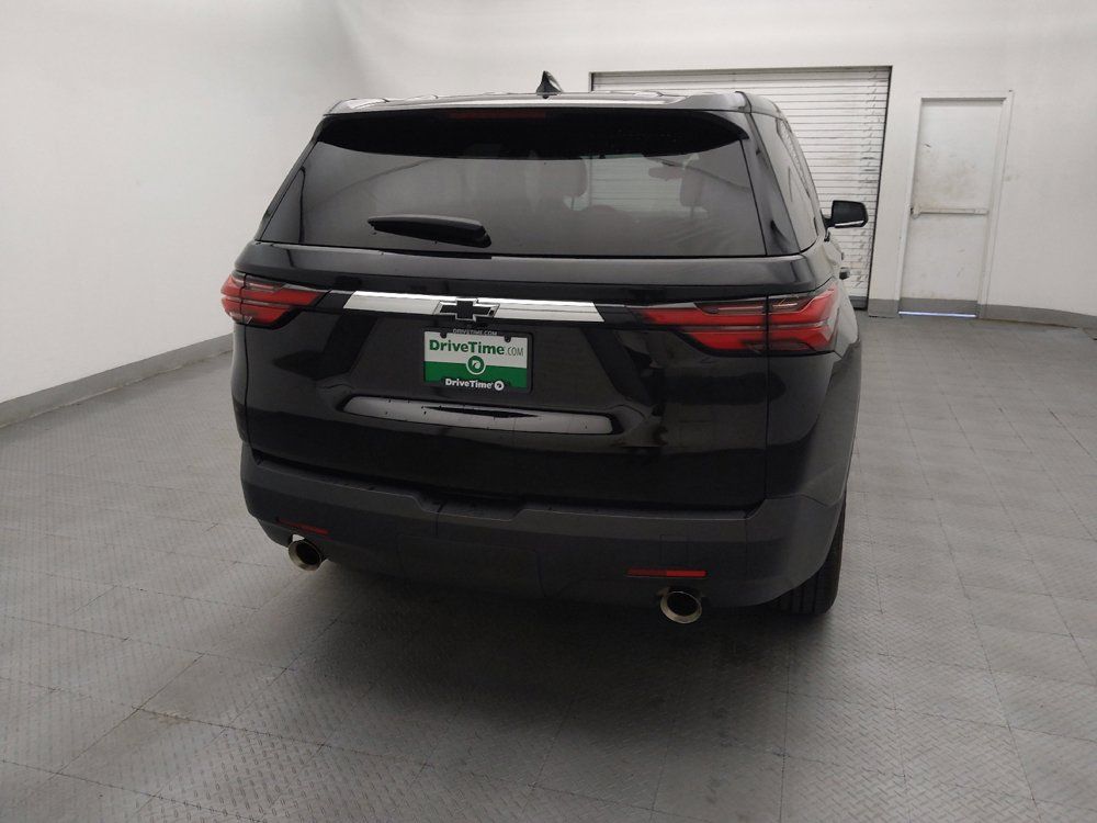 Used 2022 Chevrolet Traverse LS FWD image 7