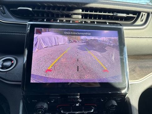 New 2025 Jeep Grand Cherokee Limited image 24