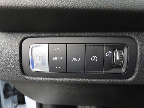 Used 2026 Chevrolet Traverse RS AWD/4WD image 55
