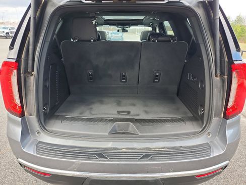 Certified 2022 GMC Yukon SLT w/ SLT Premium Package image 11