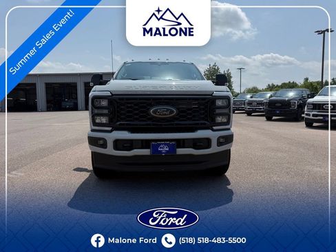 New 2026 Ford F250 Lariat w/ Black Appearance Package AWD/4WD image 9