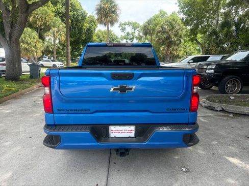 Used 2025 Chevrolet Silverado 1500 Custom w/ Turbomax Blackout Package RWD image 8