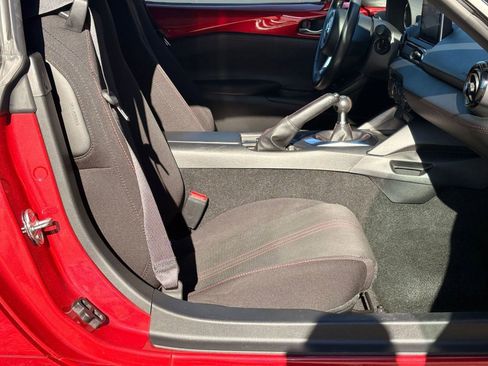 Used 2016 MAZDA MX-5 Miata Club image 20