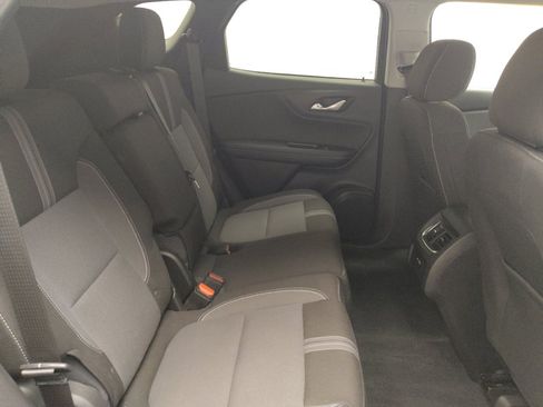 Used 2024 Chevrolet Blazer LT w/ Convenience Package FWD image 19