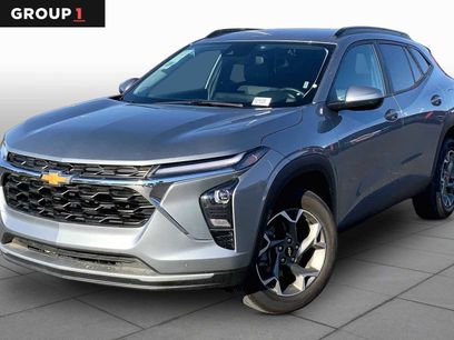 Used 2025 Chevrolet Trax LT w/ LT Convenience Package
