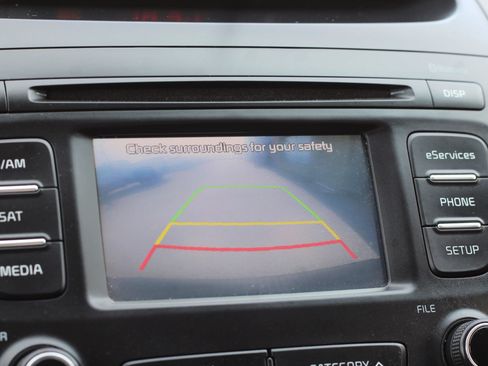 Used 2015 Kia Sorento LX FWD image 19