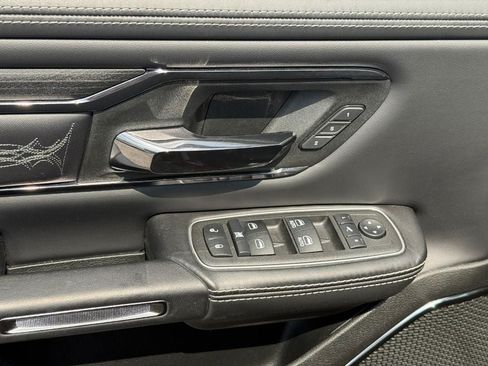 Used 2022 RAM 1500 Limited AWD/4WD image 15
