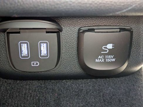 Used 2025 Genesis GV70 2.5T w/ Sport Prestige Package image 15