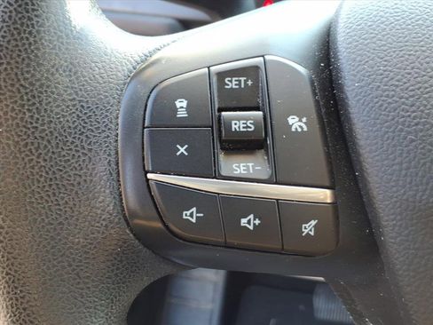 Used 2020 Ford Escape SE image 19