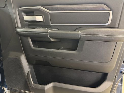 Used 2024 RAM 2500 Big Horn w/ Bed Utility Group image 27