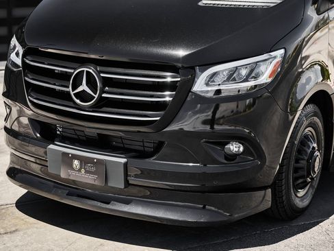 Used 2024 Mercedes-Benz Sprinter 3500 w/ Parking Package image 6