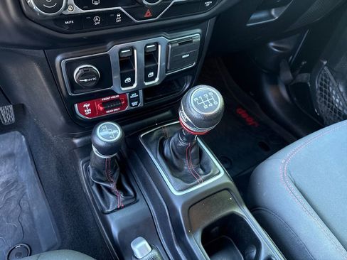 Used 2021 Jeep Wrangler 4WD Rubicon image 26