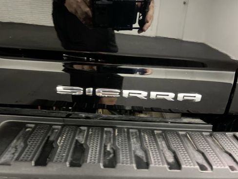 Used 2021 GMC Sierra 2500 Denali w/ Denali Ultimate Package AWD/4WD image 33