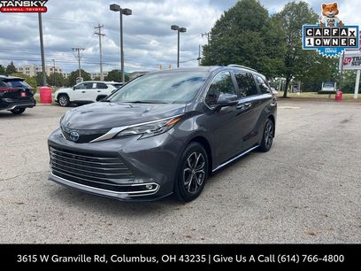 Certified 2025 Toyota Sienna Platinum