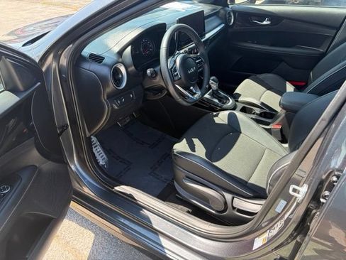 Used 2024 Kia Forte GT-Line w/ GT-Line Premium Package FWD image 13