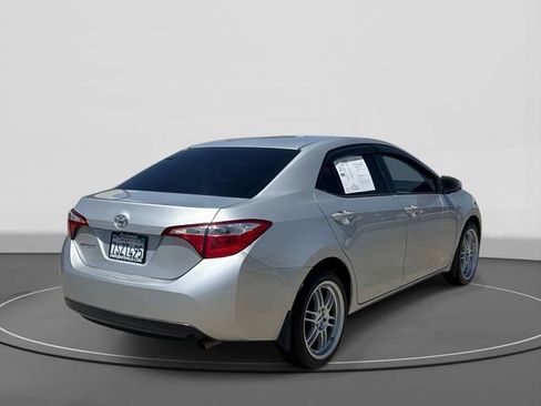 Used 2016 Toyota Corolla LE FWD image 4