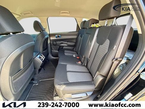 New 2026 Kia Sorento LX image 18
