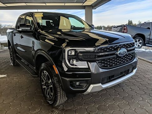 Certified 2024 Ford Ranger Lariat w/ FX4 Off-Road Package image 3