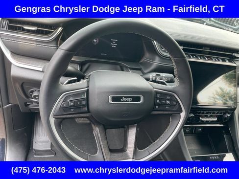 Certified 2023 Jeep Grand Cherokee Limited w/ Luxury Tech Group II AWD/4WD image 51