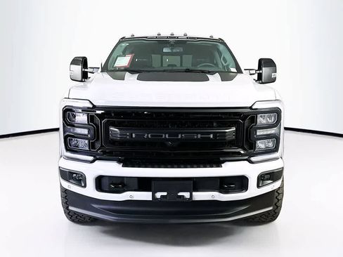 New 2026 Ford F250 Lariat w/ Black Appearance Package image 6