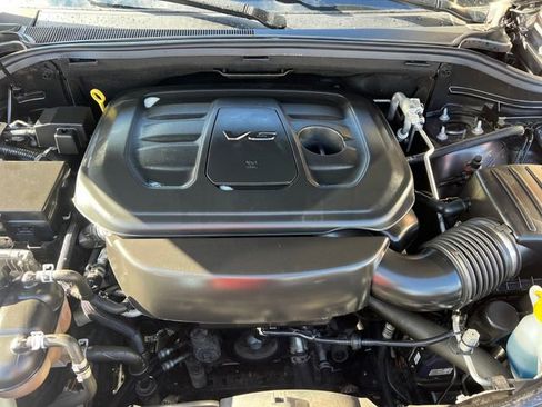 Used 2020 Jeep Grand Cherokee Altitude image 35