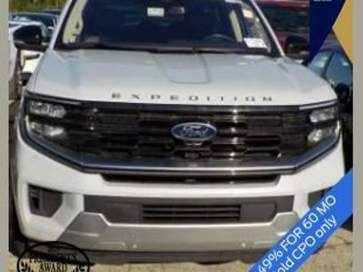 Used 2025 Ford Expedition Platinum