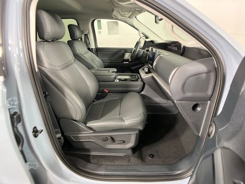 New 2026 Ford Expedition Max Active image 5