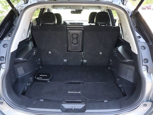 Used 2018 Nissan Rogue SL AWD/4WD image 14