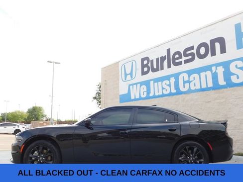 Used 2022 Dodge Charger SXT w/ Blacktop Package AWD/4WD image 6