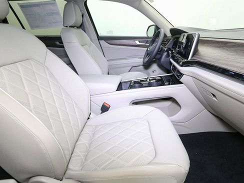 New 2026 Volkswagen Atlas SEL Premium R-Line AWD/4WD image 14