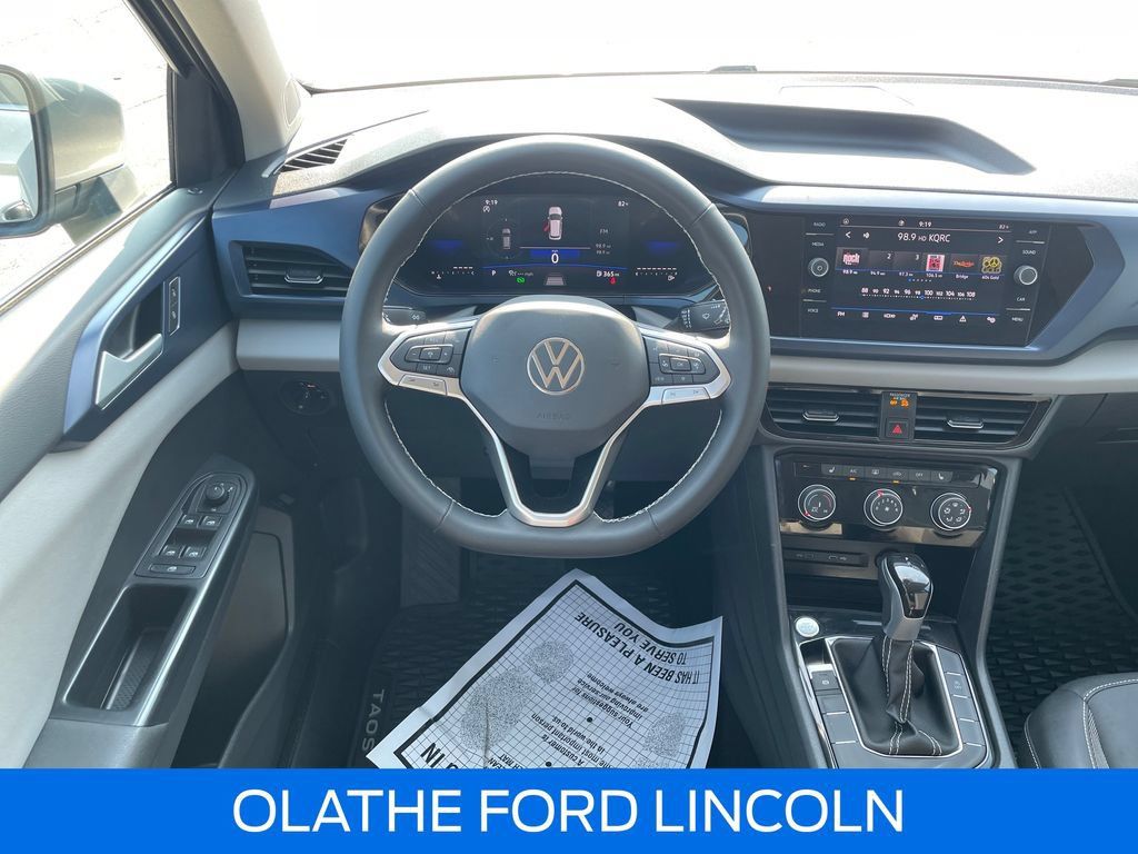 Used 2023 Volkswagen Taos SE FWD image 27