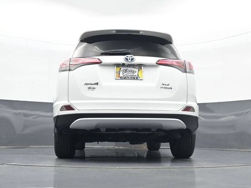 Used 2016 Toyota RAV4 XLE AWD/4WD image 27