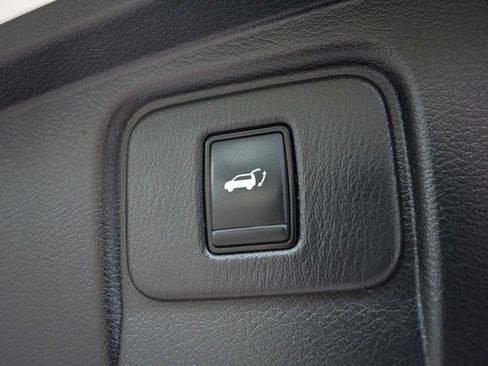 Used 2018 Nissan Murano SL w/ Moonroof Package AWD/4WD image 36