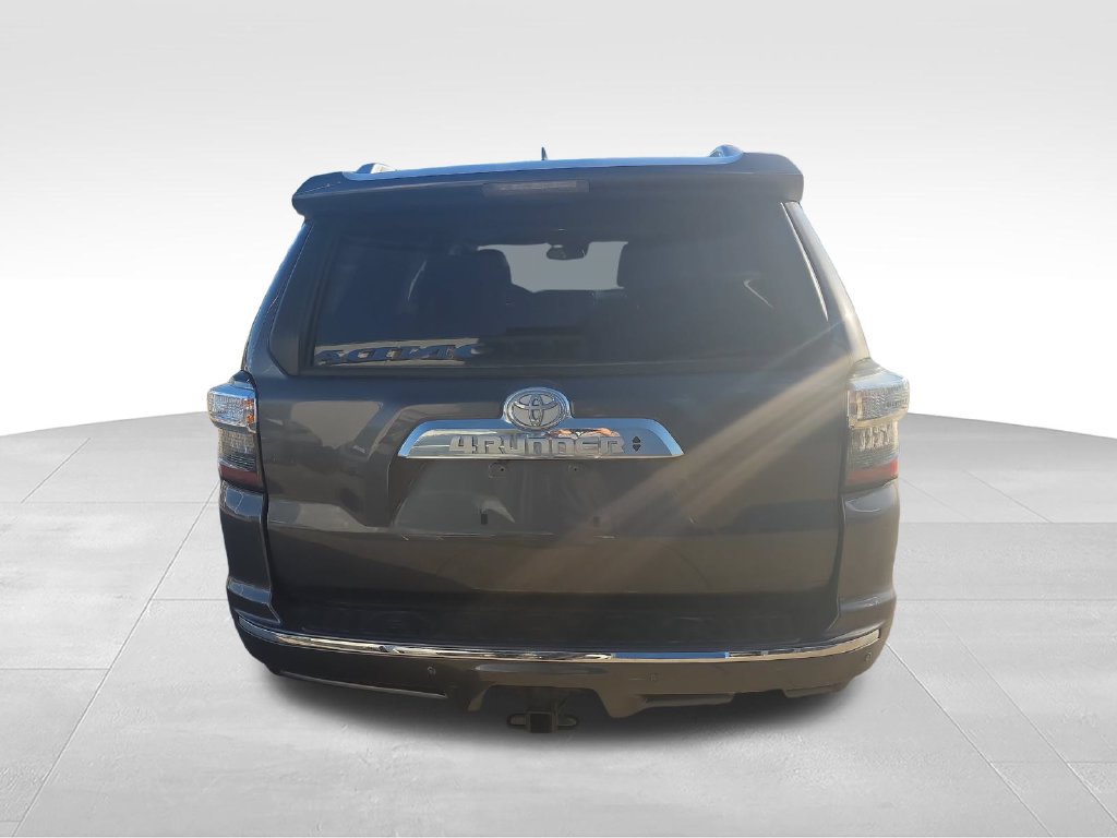 Used 2023 Toyota 4Runner Limited AWD/4WD image 4