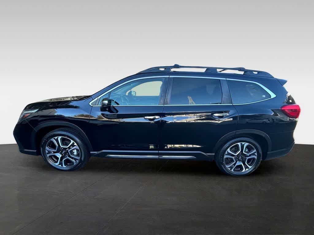 Used 2023 Subaru Ascent Touring AWD/4WD image 3
