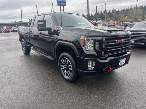 Used 2021 GMC Sierra 3500 AT4 w/ AT4 Premium Plus Package image 3