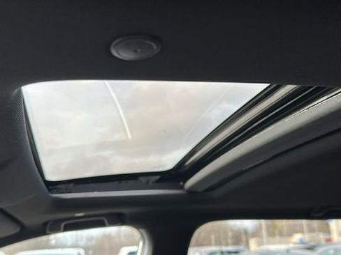 Used 2025 Honda CR-V Sport-L image 11