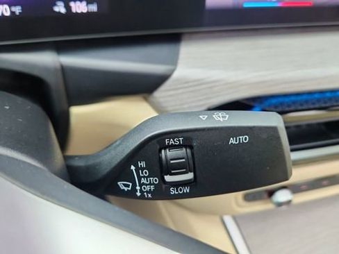 Used 2025 BMW i4 eDrive40 w/ Premium Package image 42