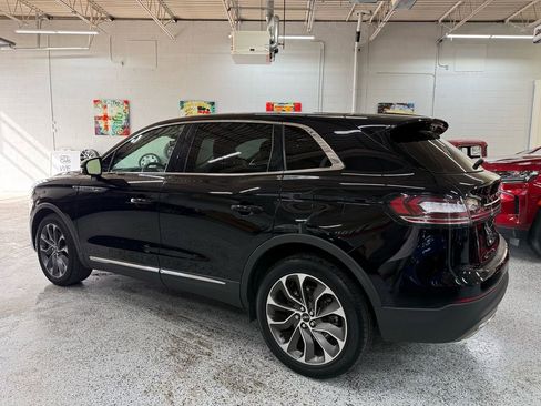 Used 2023 Lincoln Nautilus Reserve w/ Luxury Package image 3