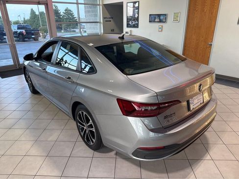 Used 2023 Volkswagen Jetta Sport FWD image 11
