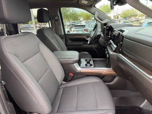Used 2025 Chevrolet Silverado 2500 LT w/ Trail Boss Package AWD/4WD image 30