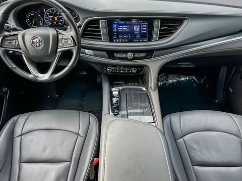 Used 2024 Buick Enclave Premium AWD/4WD image 12