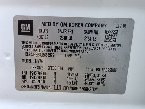 Used 2018 Chevrolet Trax LT w/ LT Convenience Package AWD/4WD image 34