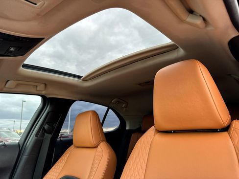 Used 2019 Lexus UX 200 200 Base w/ Accessory Package 2 image 21